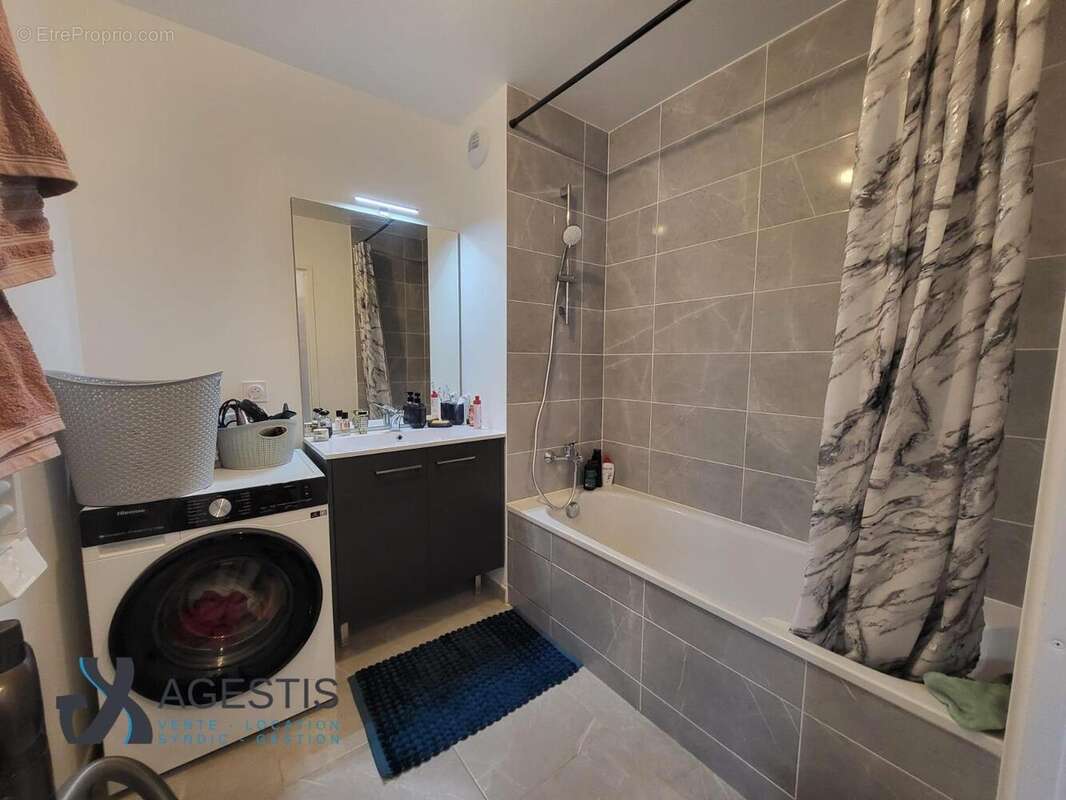   - Appartement à GRIGNY