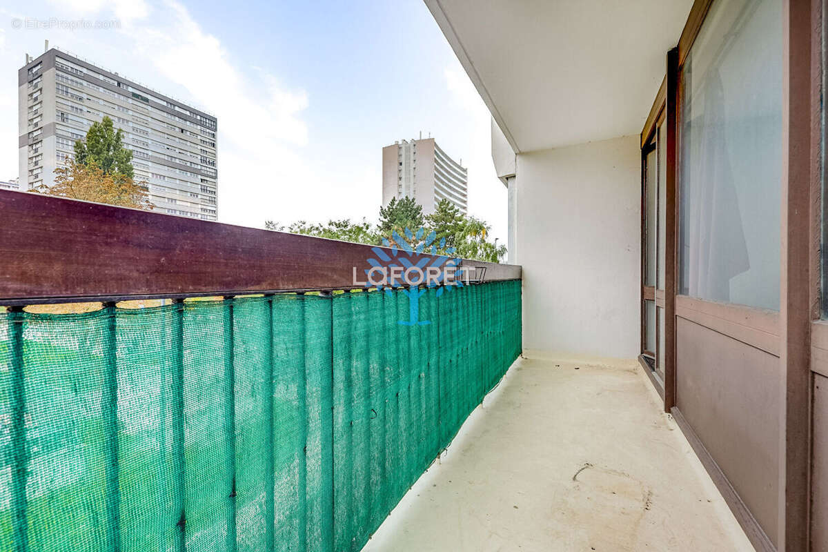 Appartement à FONTENAY-SOUS-BOIS