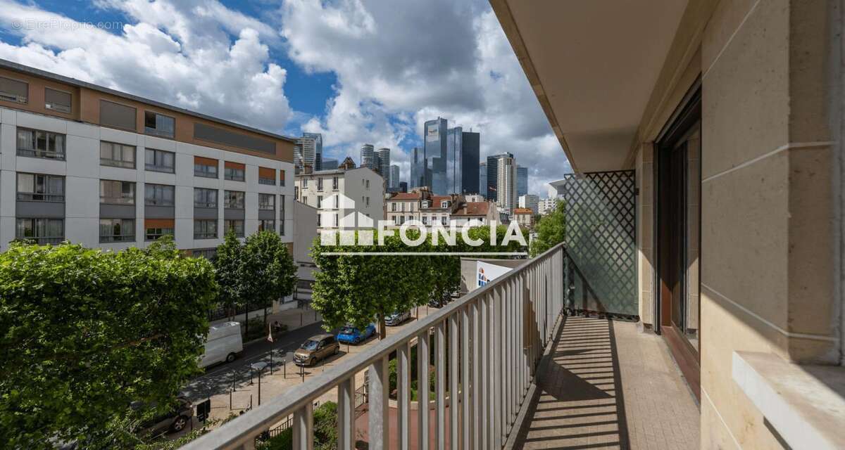 A vendre - gare courbevoie 2 pieces 43 m2+ balcon+cave - photo 4