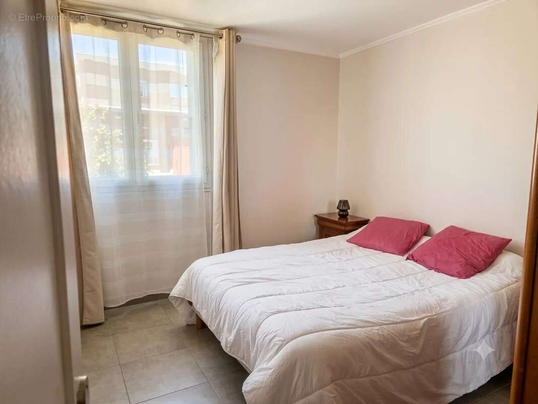 Appartement à IVRY-SUR-SEINE