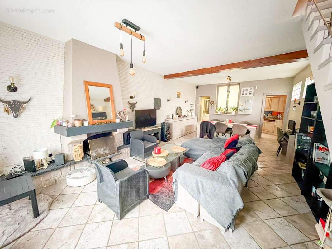 Maison à LYS-LEZ-LANNOY