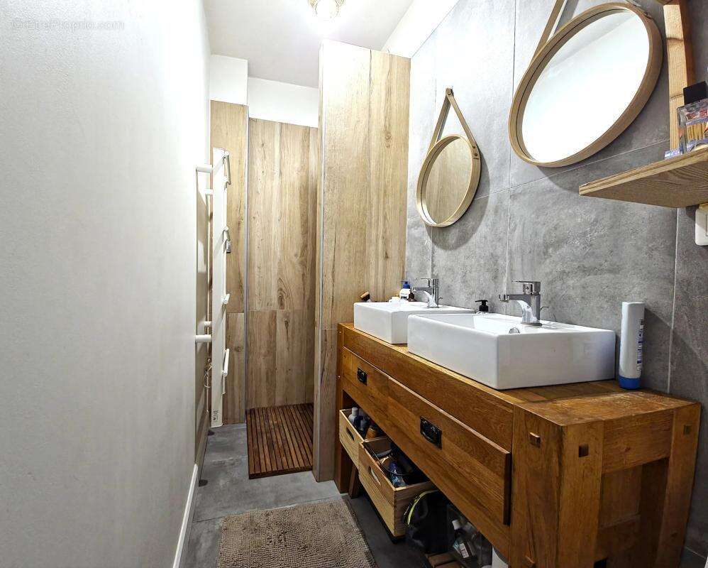 Appartement à HYERES