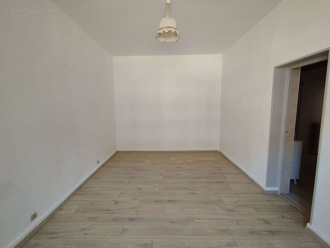 Appartement à GUISE