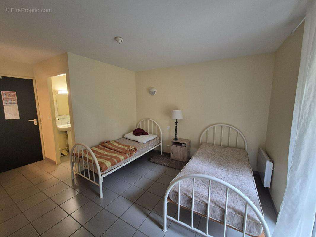 Maison à SAINT-YRIEIX-LE-DEJALAT