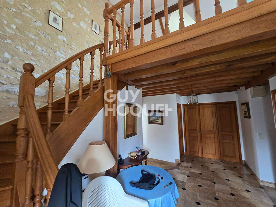Maison à LARCHANT