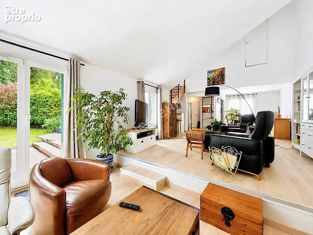 Maison familiale 5 pièces à vendre à Asnières-sur-Oise - photo 2