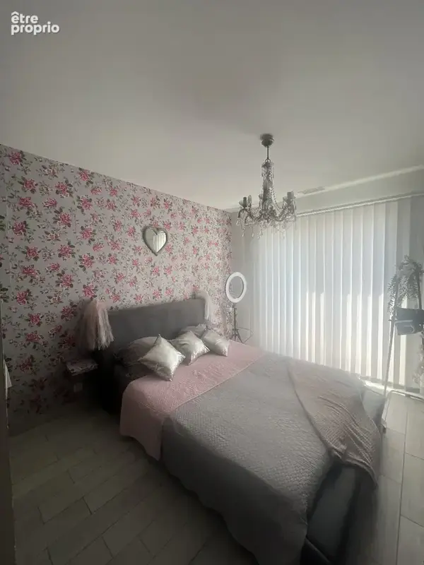 Villa, 4 faces, T5 de 139.50 m², 4 chambres, sur 419 m² avec piscine - photo 5
