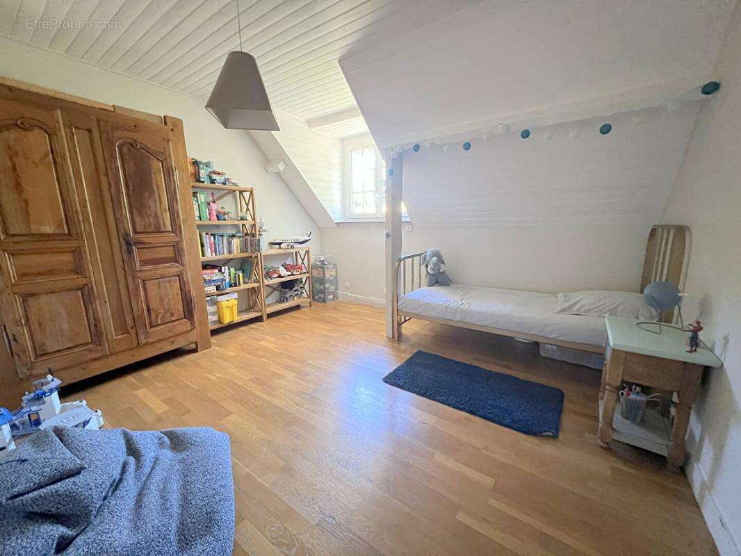 Maison à SURFONDS