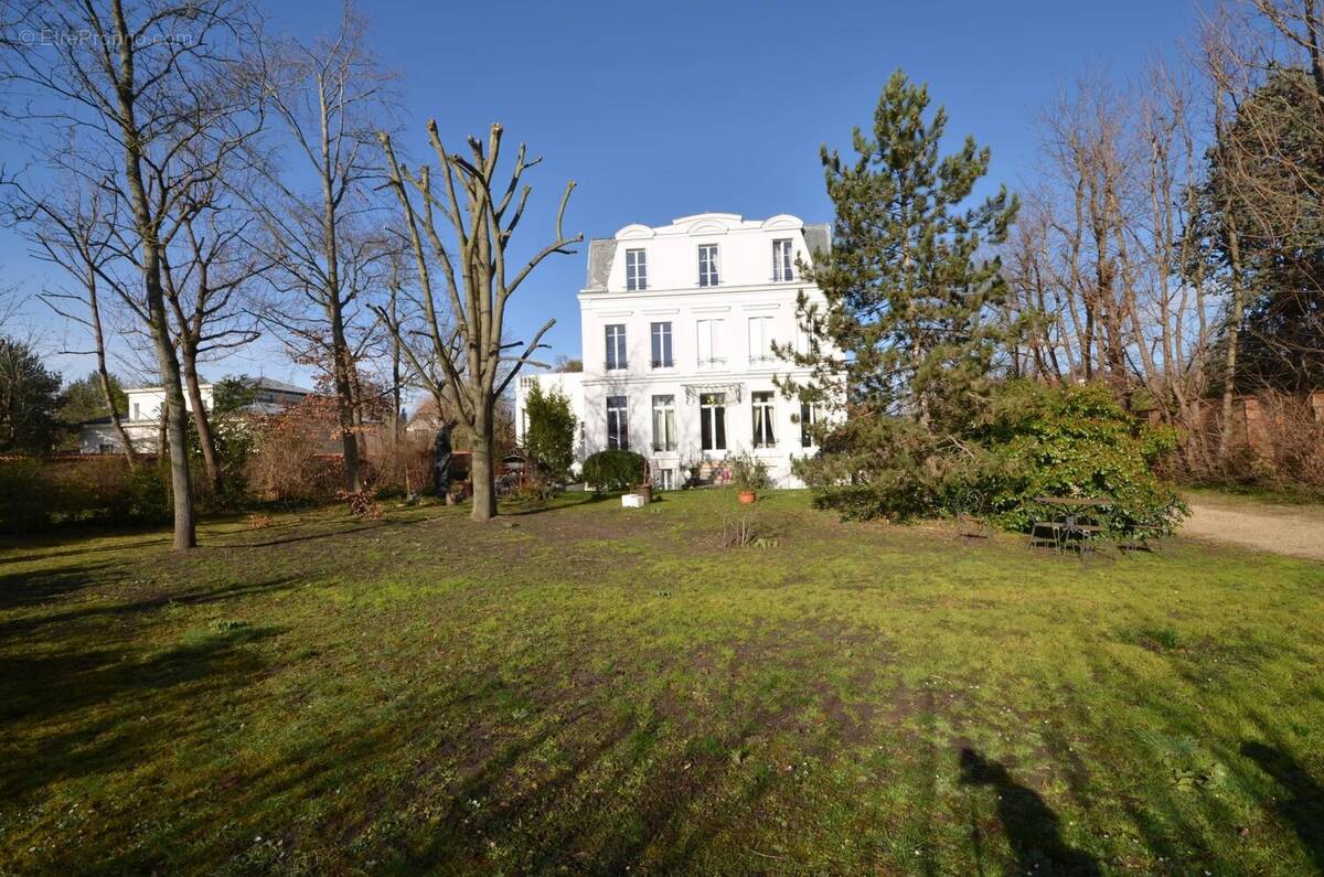 Appartement à CROISSY-SUR-SEINE