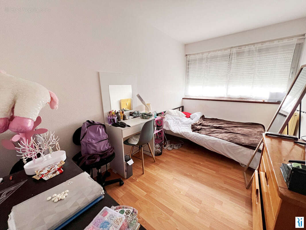 Appartement à DEVILLE-LES-ROUEN