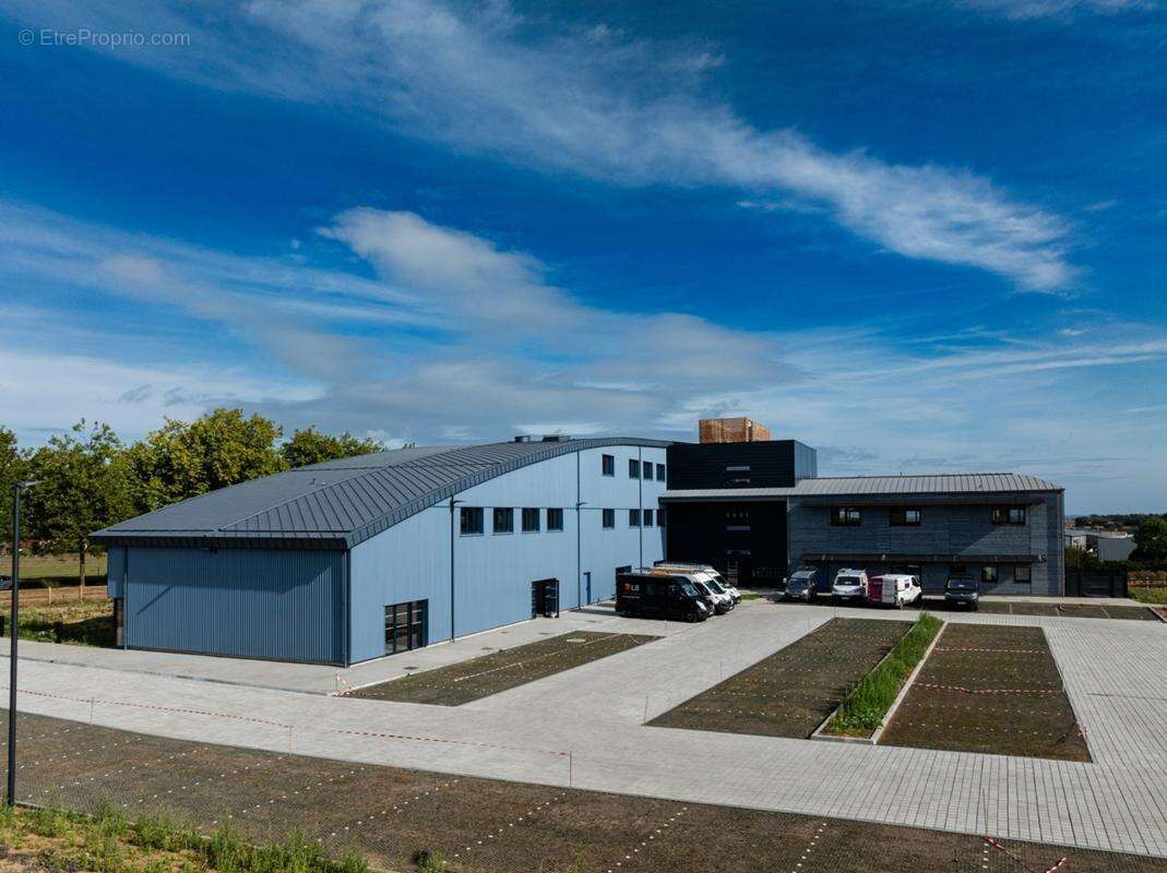 Commerce à DOUVRES-LA-DELIVRANDE