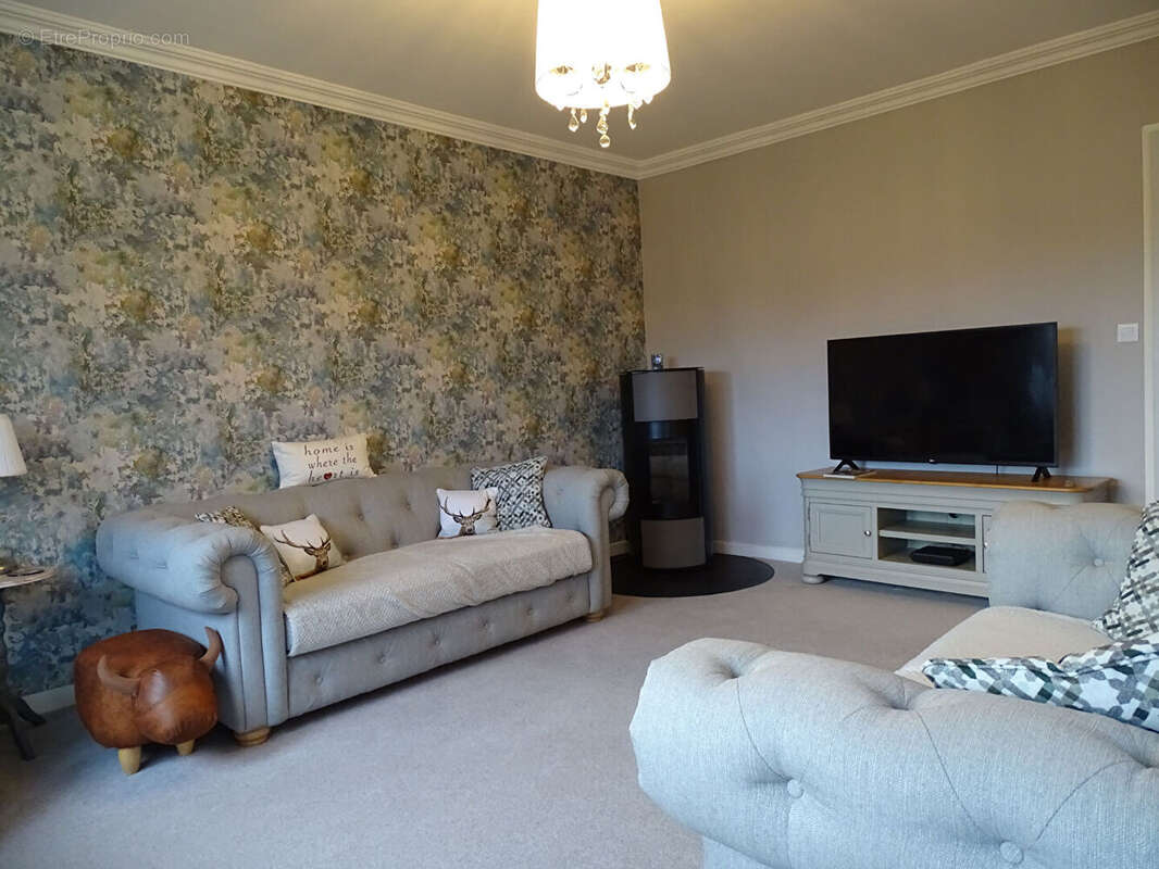 Maison à MAEL-CARHAIX