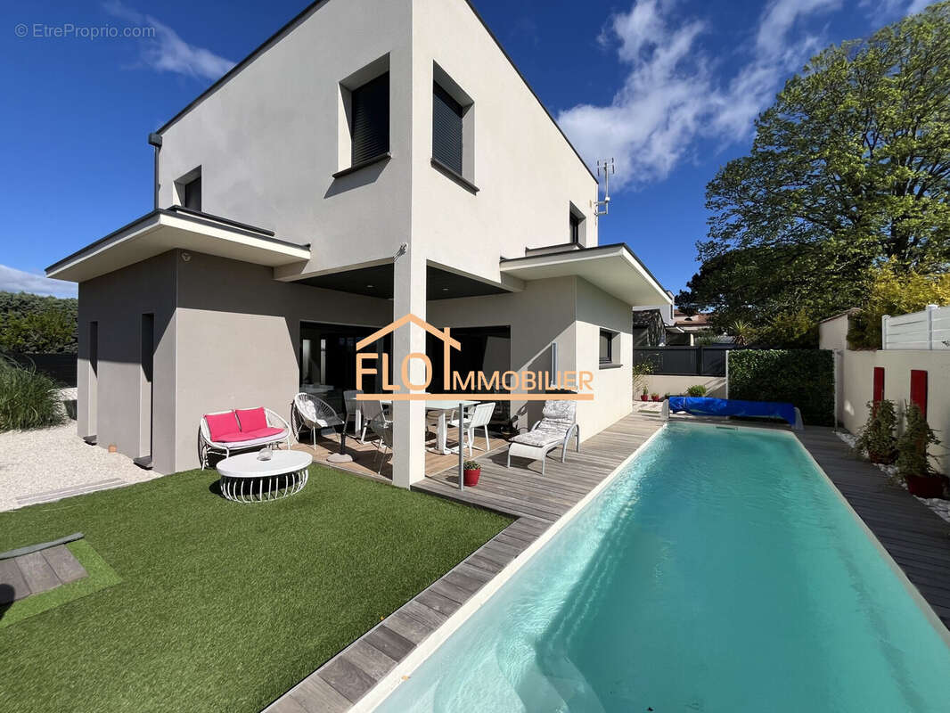 Maison à FLORENSAC
