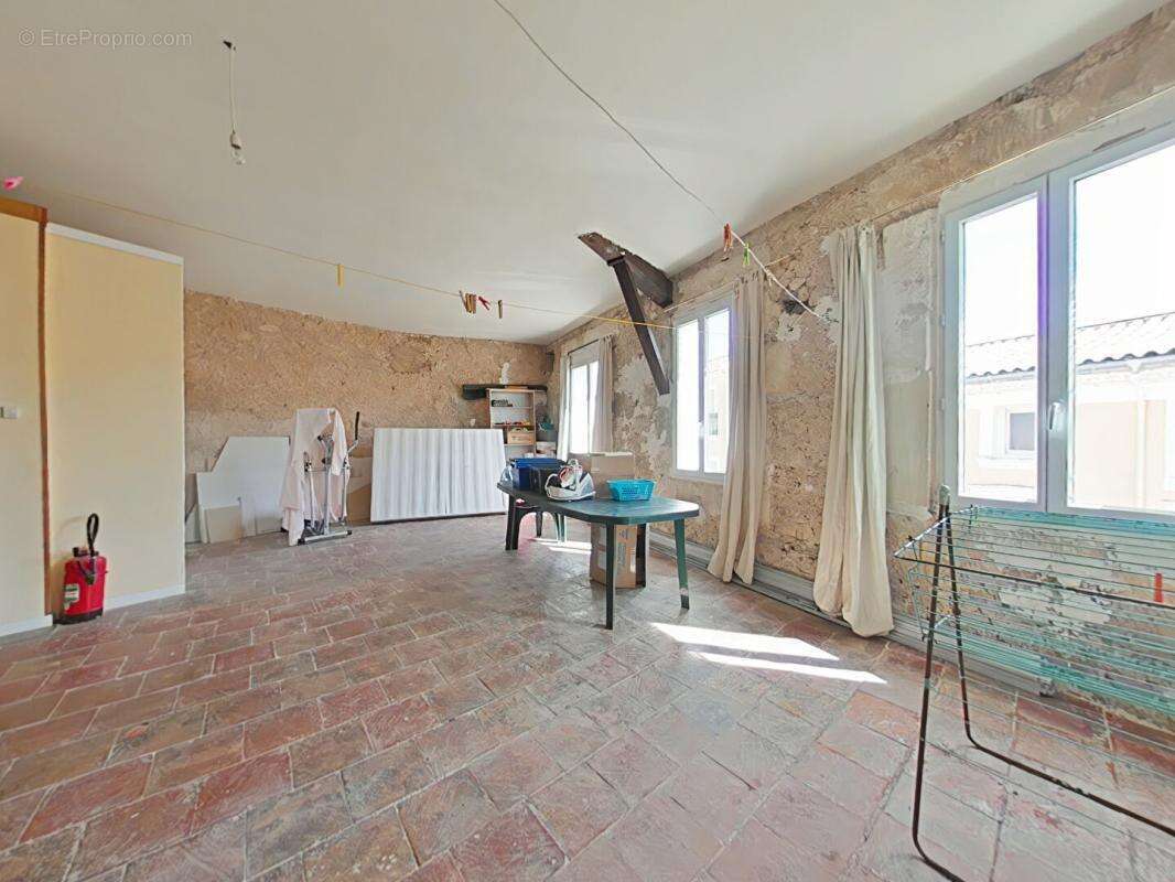 Maison à QUARANTE