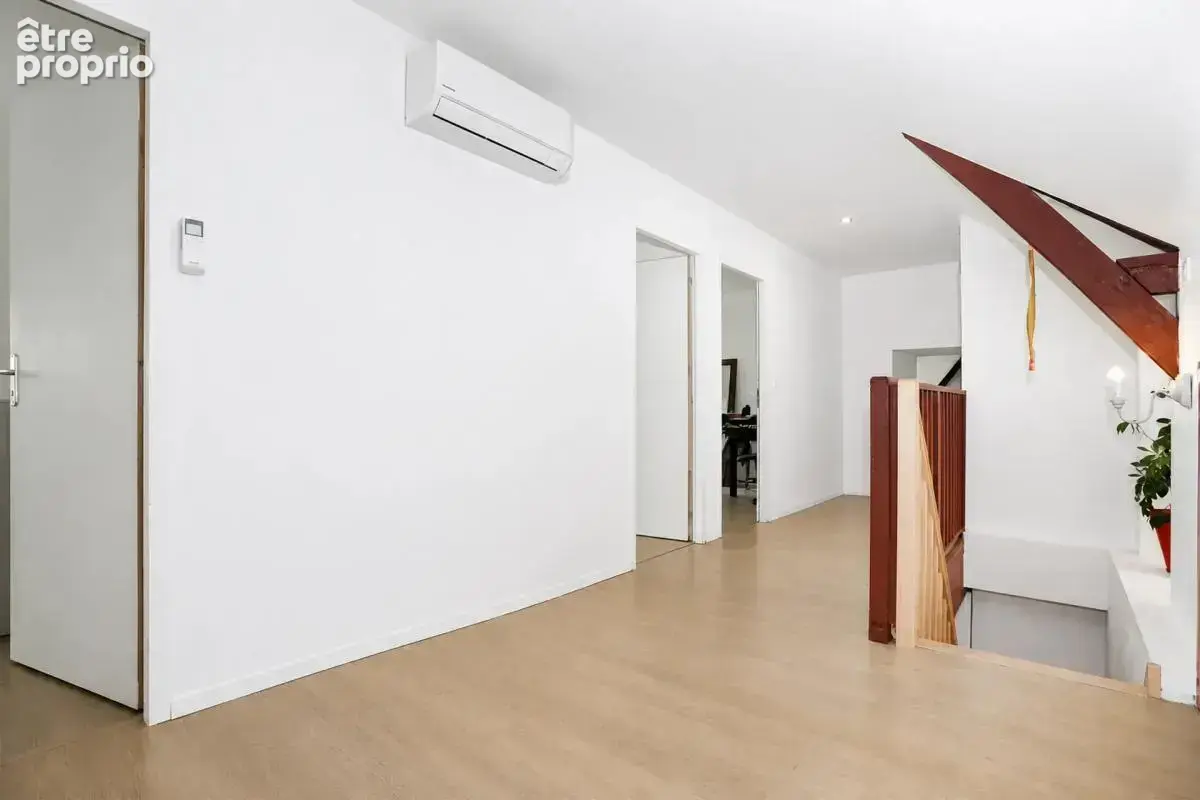 Maison de 9 pièces de 183 m² à Saint-Aubin-du-Cormier - photo 14