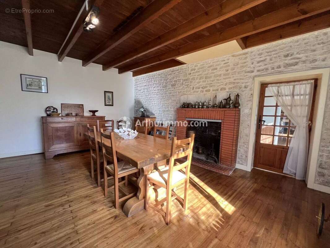 Maison à VILLIERS-COUTURE