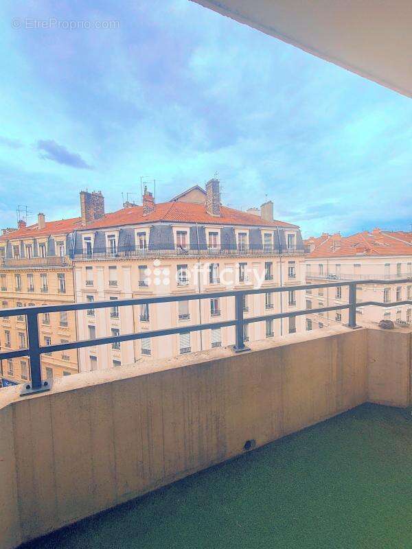 Appartement à LYON-7E