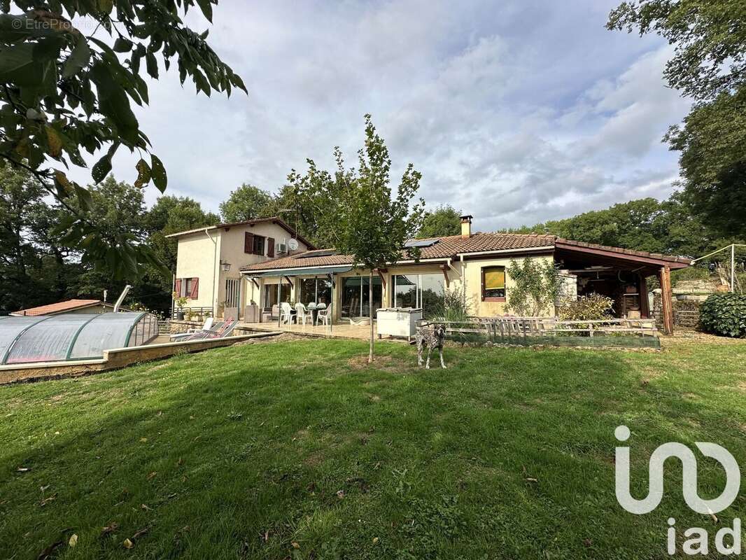 Photo 2 - Maison à LAVERGNE