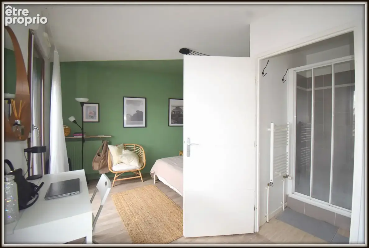 Appartement à vendre 4 pièces AUBERVILLIERS (93) - photo 4