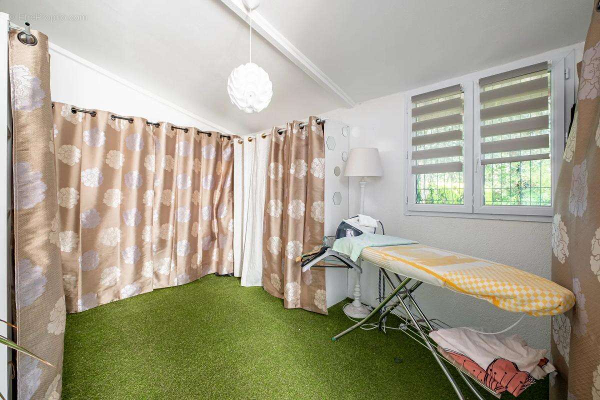Maison de 4 pièces de 124 m² à Berre-les-Alpes - photo 24