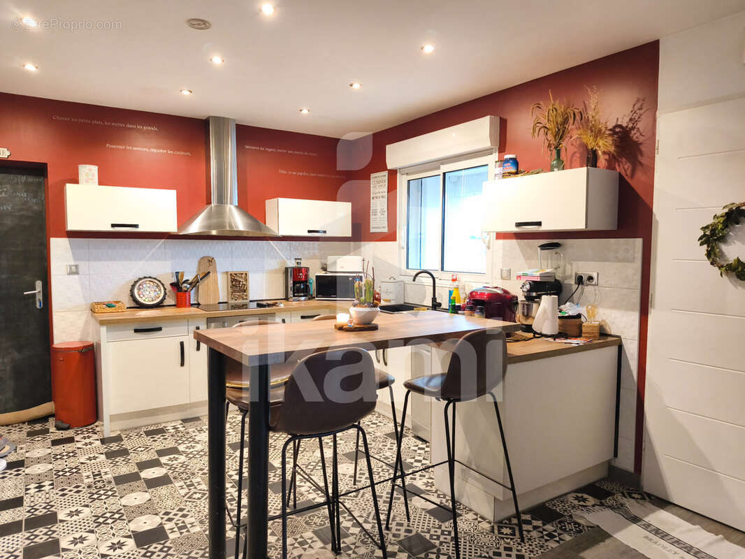 Maison à ARTHEMONAY