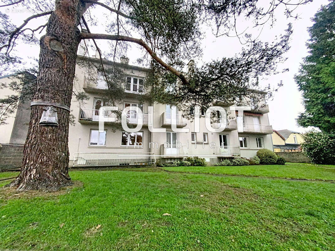 Appartement à FOUGERES