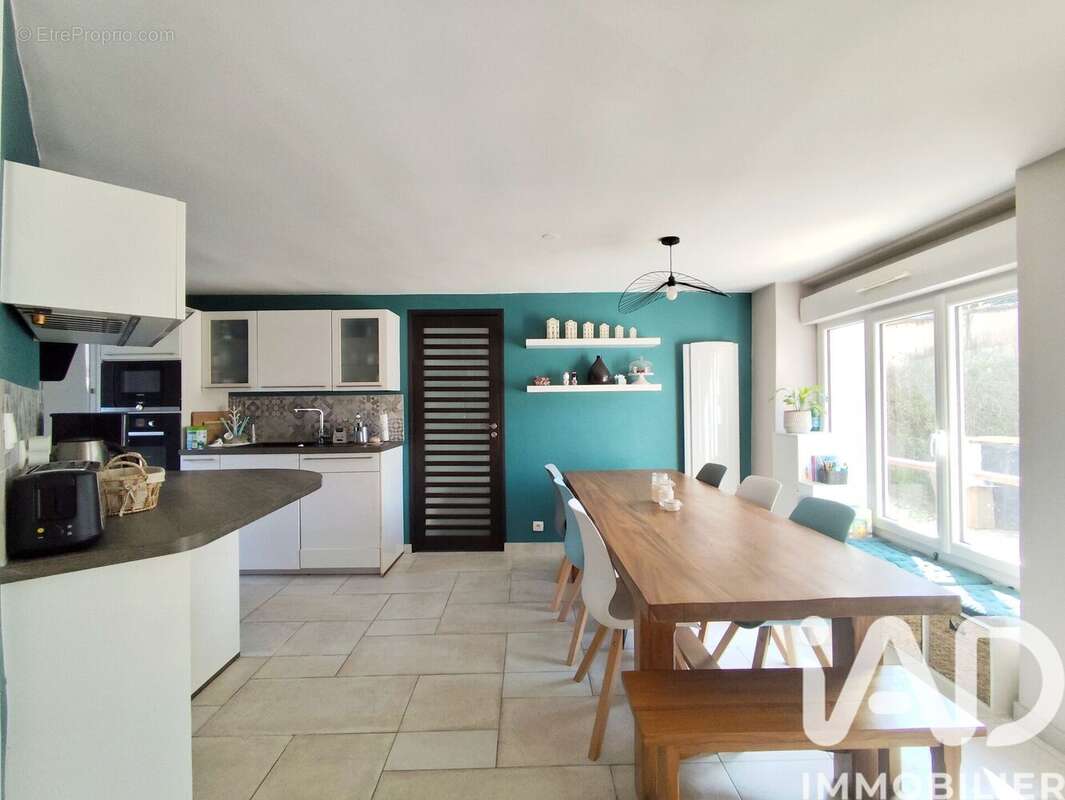 Photo 3 - Maison à SAULX-LES-CHARTREUX