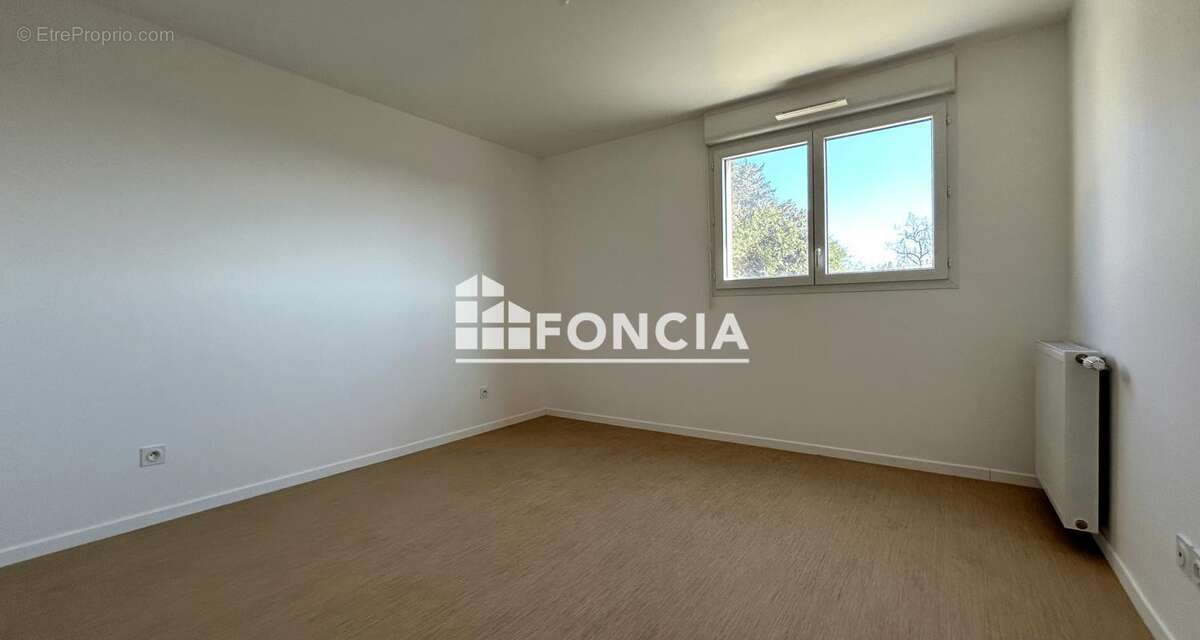 Maison à CORBEIL-ESSONNES