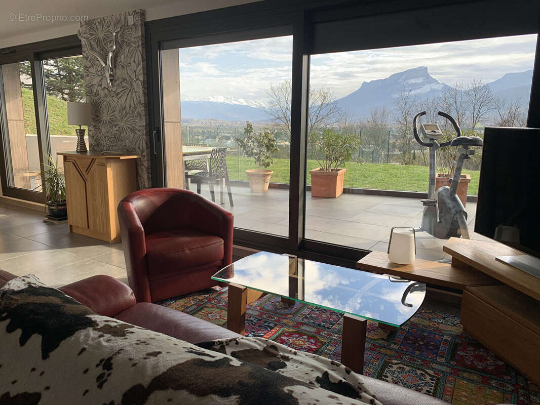 Appartement à SAINT-ALBAN-LEYSSE