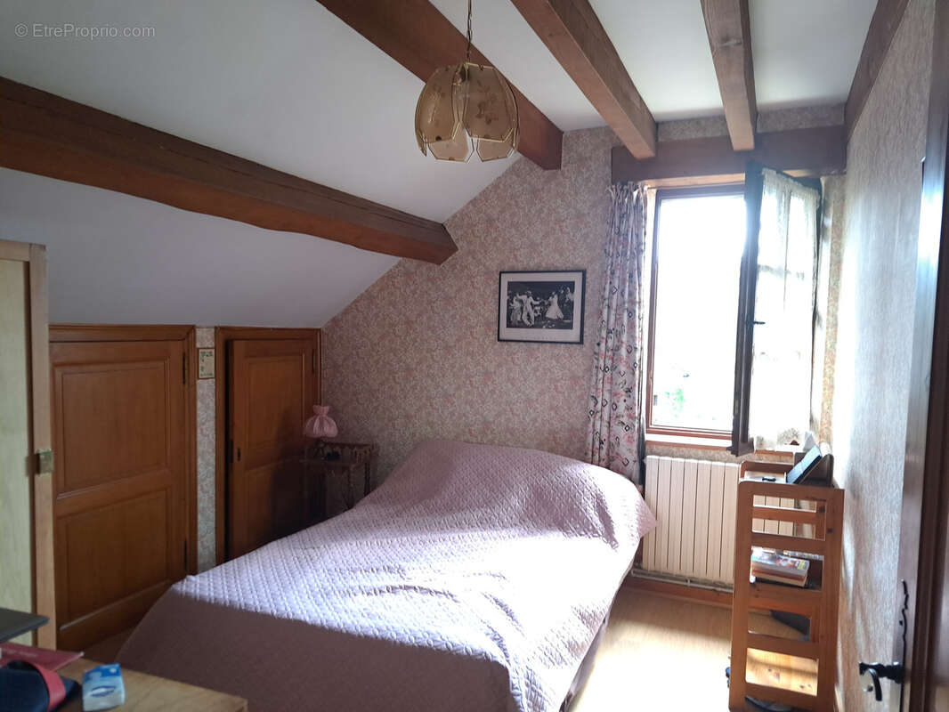 Maison à LE CHAMBON-SUR-LIGNON