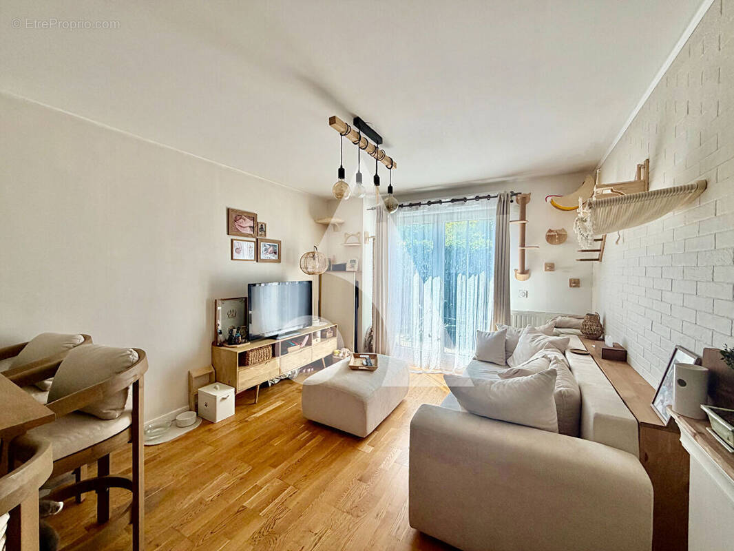 Appartement à SAINT-GRATIEN