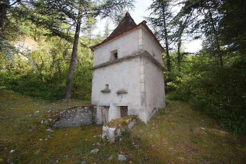 Maison à vendre 4 pièces TOUR DE FAURE (46) - photo 3