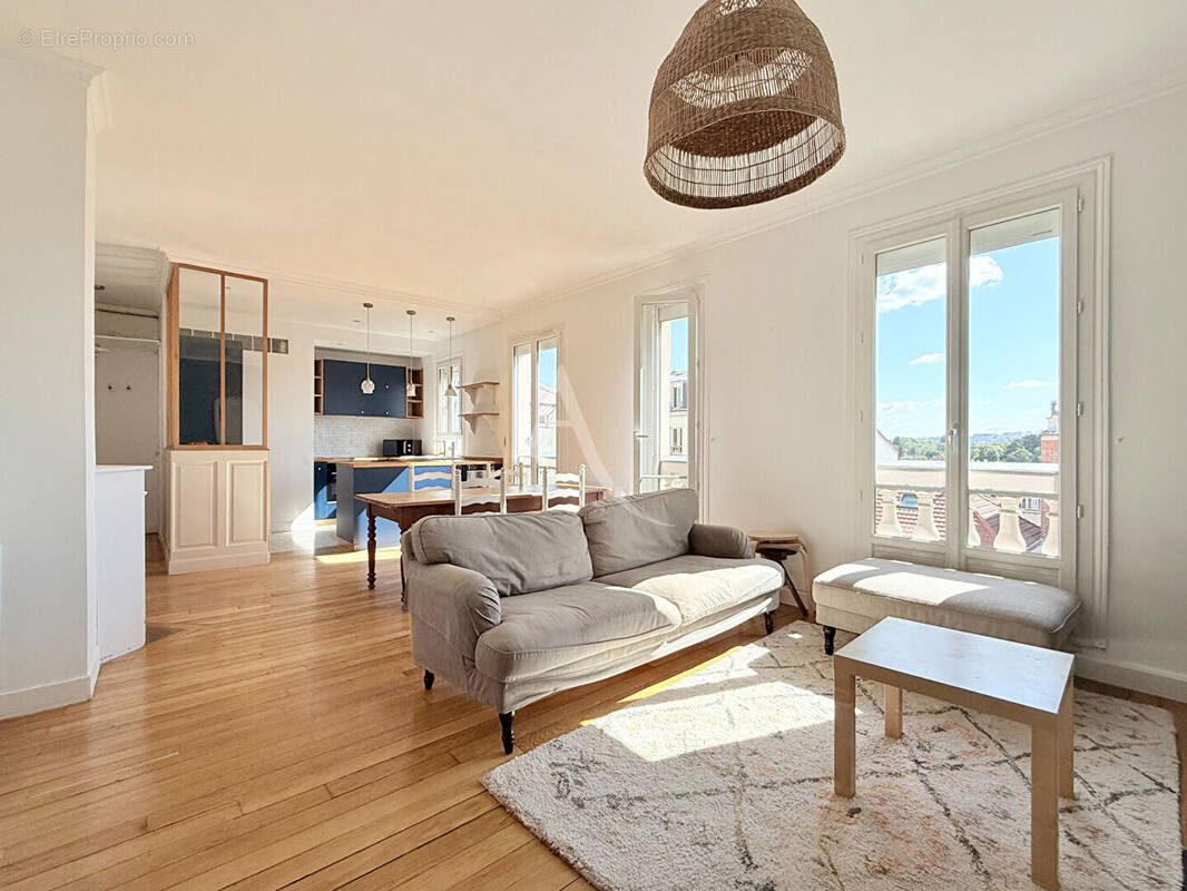 Appartement à LE PERREUX-SUR-MARNE