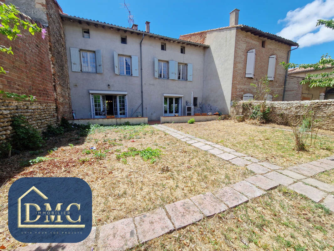 Maison de village de caractère   177 m2 habitables jardin et garage - photo 19