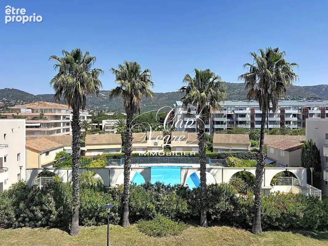 Photo Appartement à Le Lavandou au prix de 295 000€