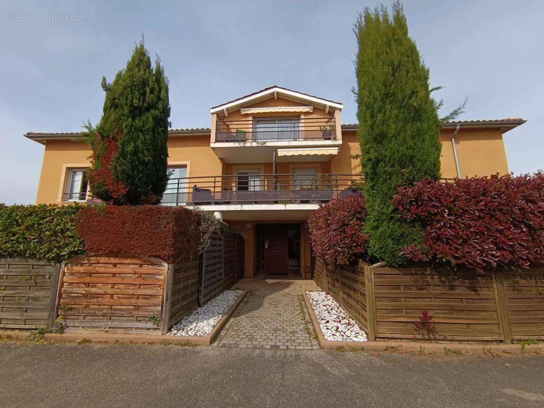 Appartement à CRAPONNE