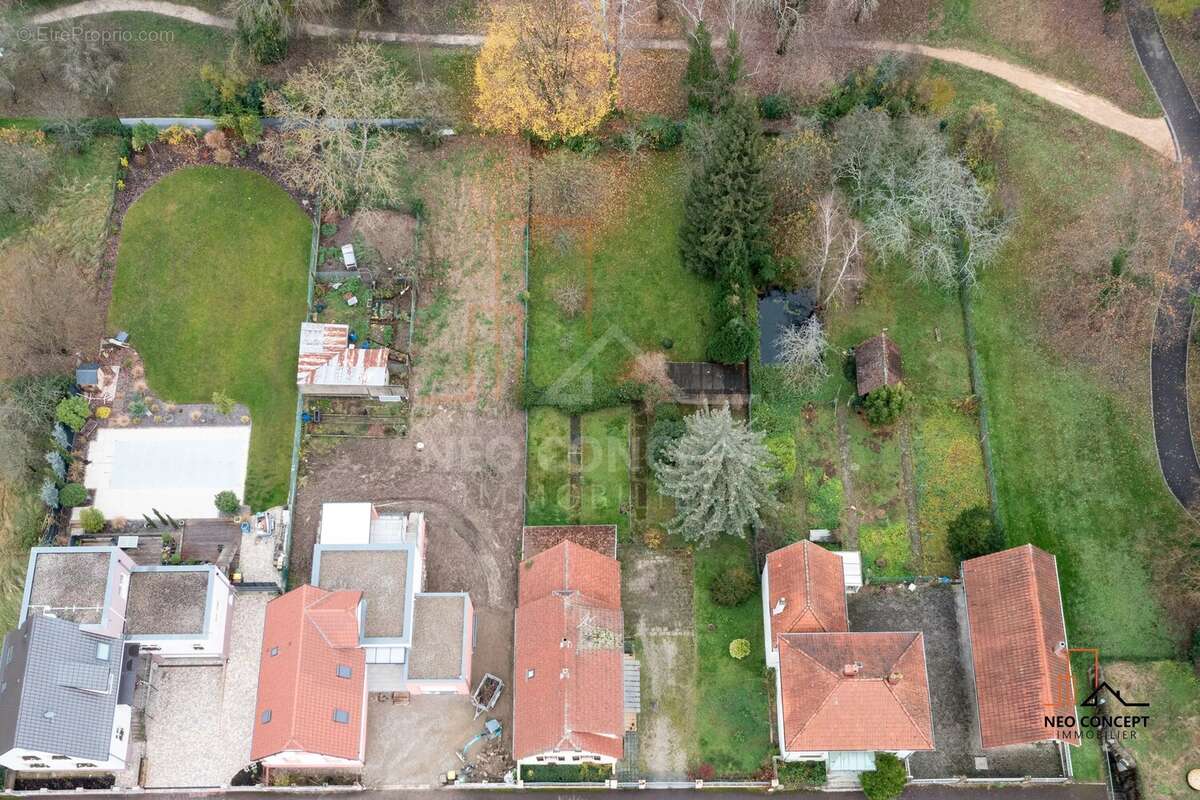 Beau terrain de 8,59 ares constructibles sis dans la commune de Drusenheim. - photo 3