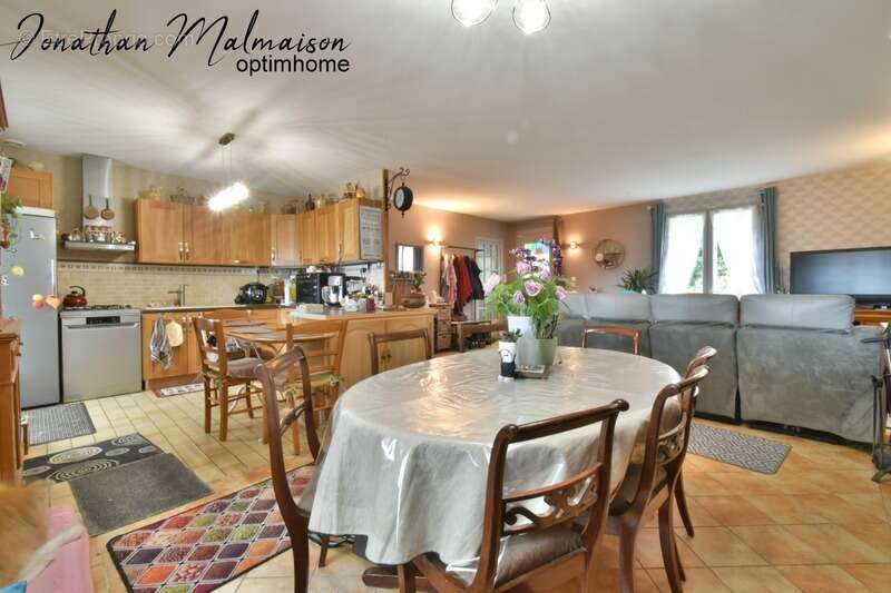 Maison à CONCHES-EN-OUCHE