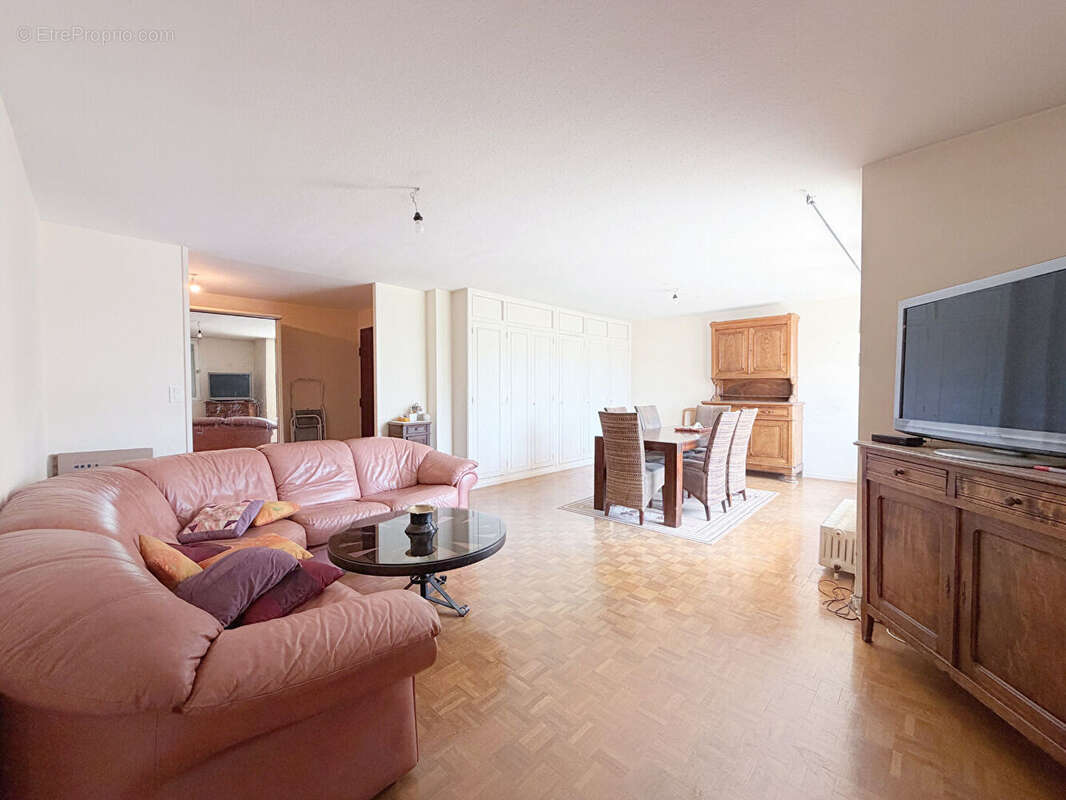 Appartement à CLUSES