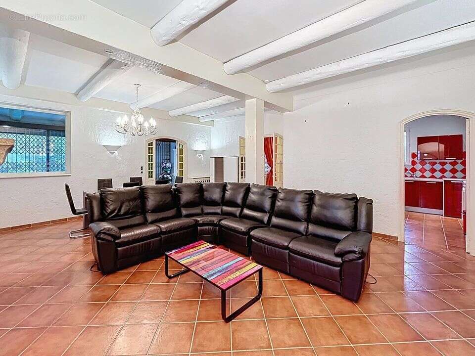 Maison à CAGNES-SUR-MER