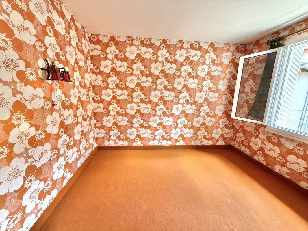 Maison de village familiale 8 chambres  205 m2 avec cour, garage double   Saint Didier en Velay- centre villag - photo 15