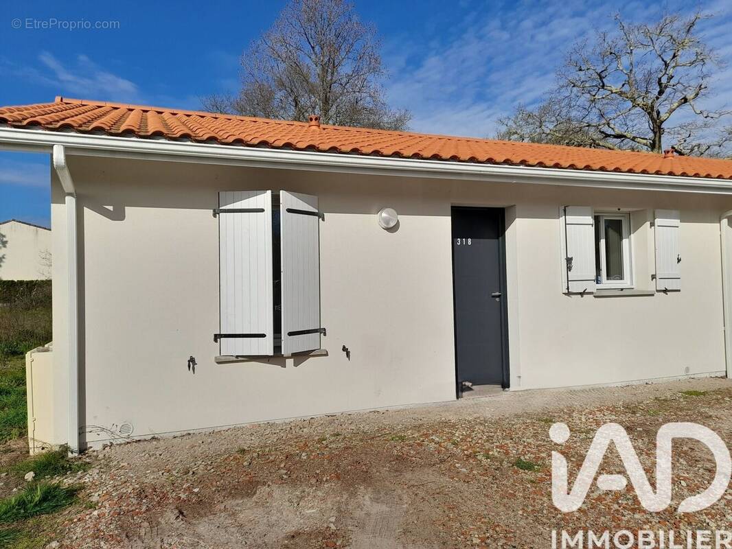 Photo 1 - Maison à COMMENSACQ