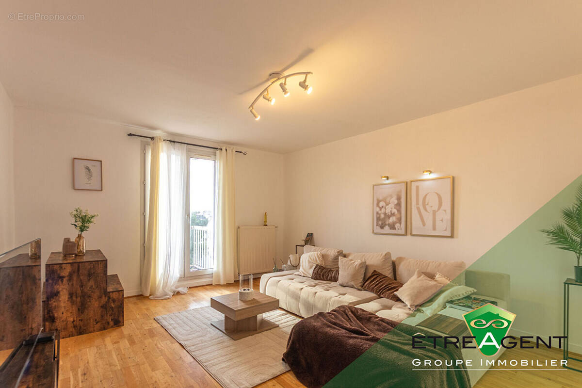 Appartement à ISSOU