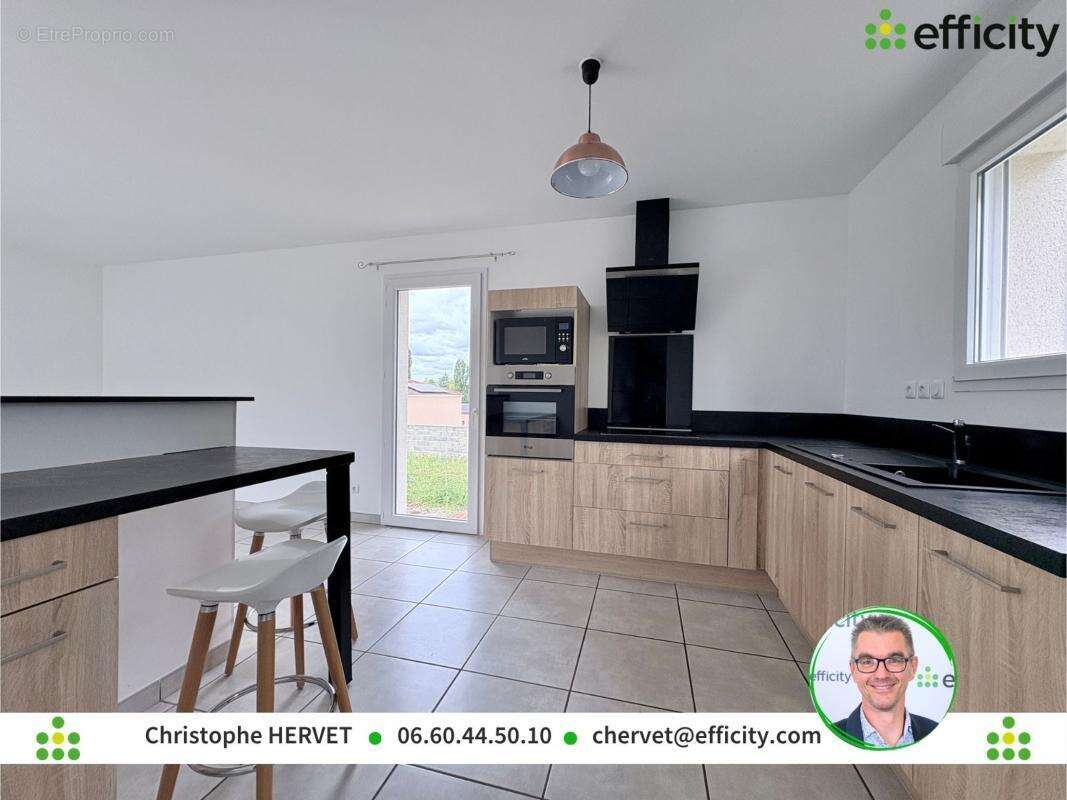 Maison 78 m² à Fleac  - photo 5