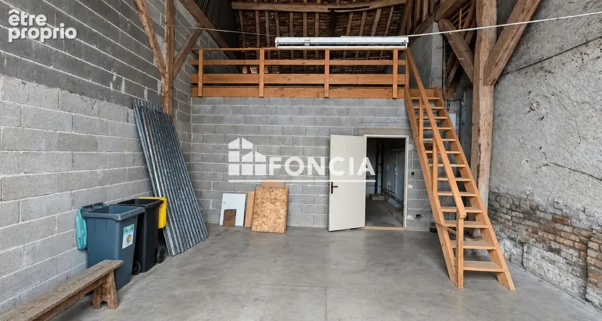 Maison ancienne à rénover avec grand terrain de plus de 1 600 m² et beau potentiel d’agrandissement - photo 11