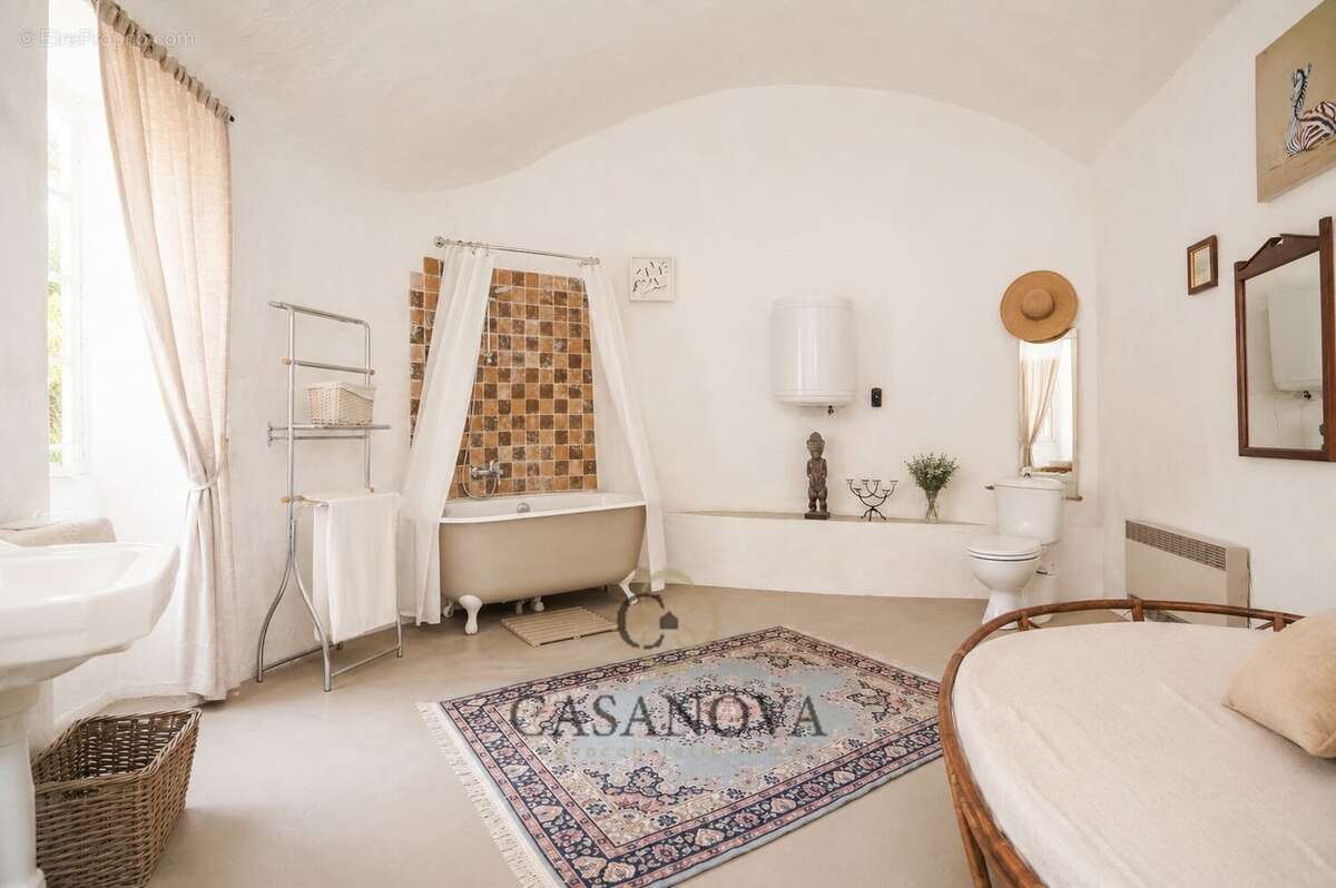 Maison à QUISSAC