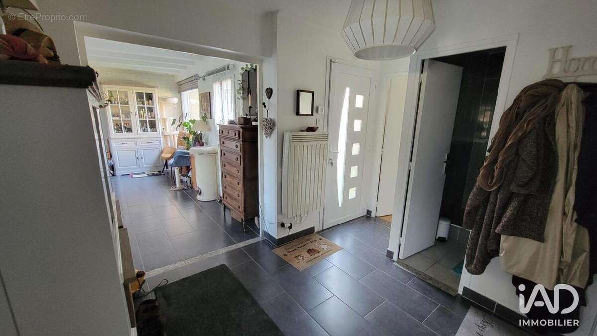 Photo 3 - Maison à COUBRON