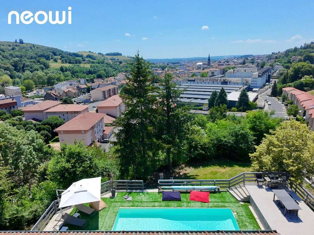 Rare - perle architecturale  avec vue unique sur aurillac - photo 5