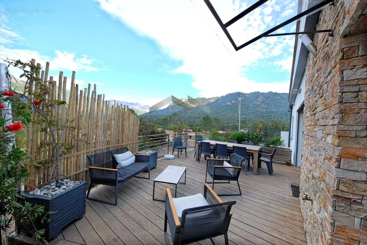 Maison à PORTO-VECCHIO