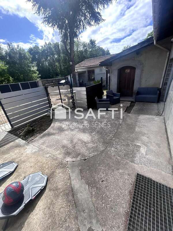 Maison 139 m² à Mazion  - photo 9